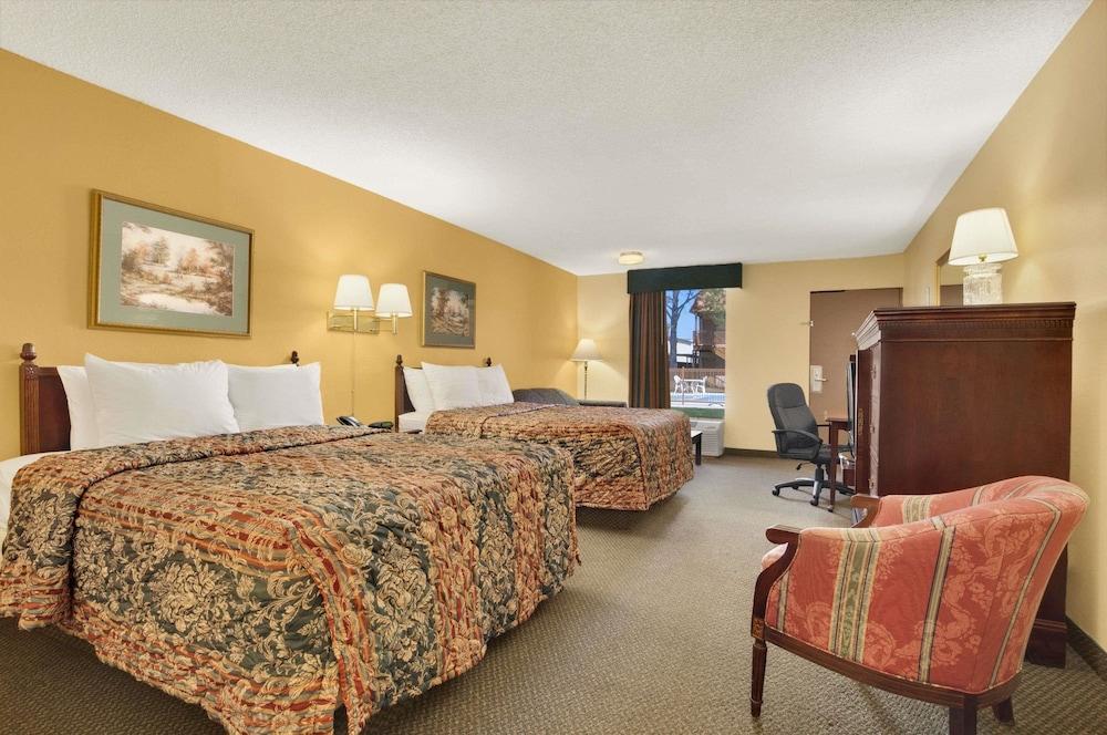 Days Inn By Wyndham Burleson Ft. Worth Kültér fotó